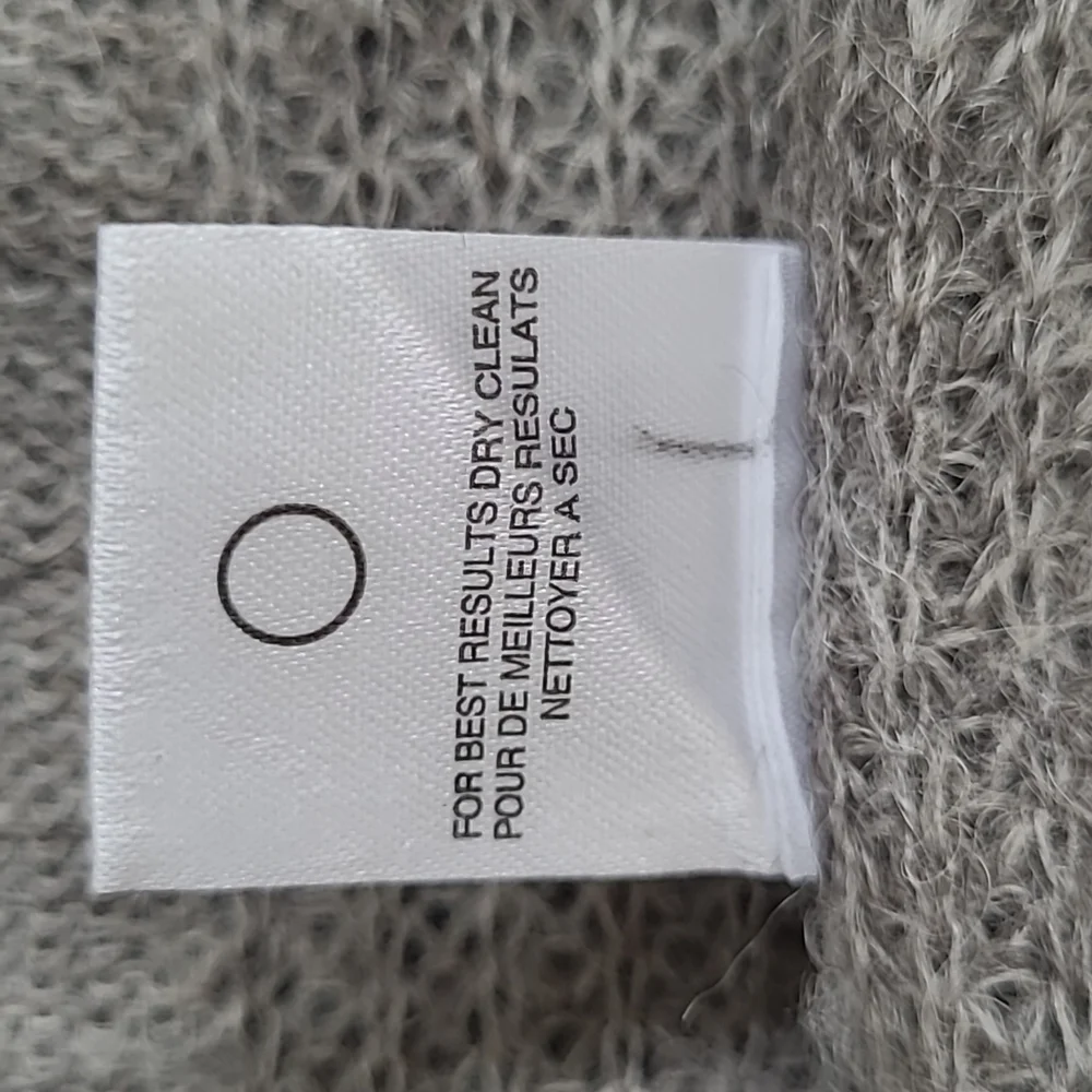 Halston Heritage women's long sleeves sweater - Picture 9 of 9